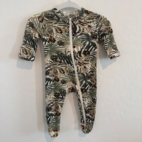 Larkspur Baby Jungle Leaf Print Bamboo Footie Zippy Pajama - Picture 1 of 4